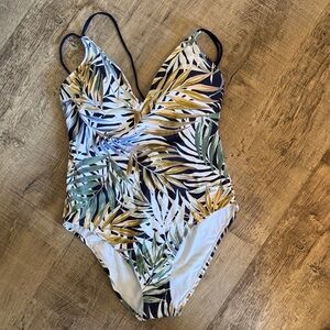 NWOT Hurley Tropical Leaf One Piece Swimsuit